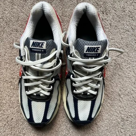 Nike Air Zoom Vomero 5 size 9.5 - Picture 4 of 5